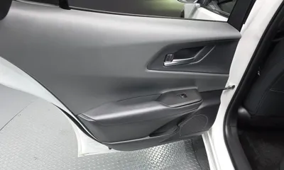 Toyota Prius 2024, 33077 км, за 22325.78 USD - фото 25