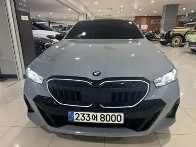 BMW 5-Series 2024, 26635 км, за 40764.08 USD