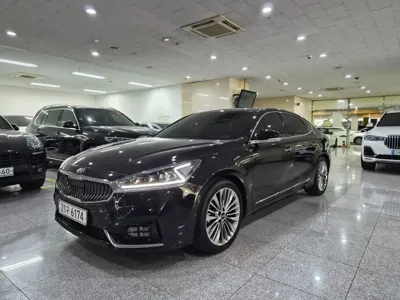 Kia K7 2018, 123387 км, за 7085.74 USD