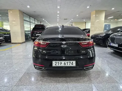 Kia K7 2018, 123387 км, за 7085.74 USD