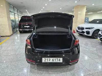 Kia K7 2018, 123387 км, за 7085.74 USD