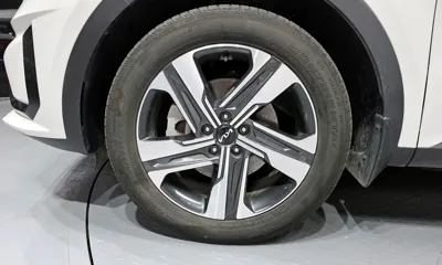 Kia Sorento 2023, 66848 км, за 18344.36 USD
