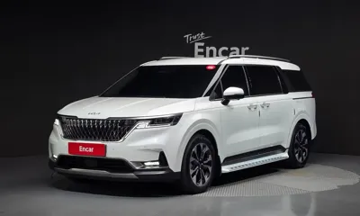 Kia Canival · 2023 год