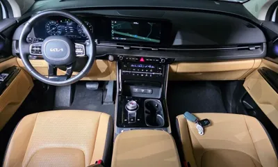 Kia Canival 2023, 49877 км, за 23581.18 USD - фото 7
