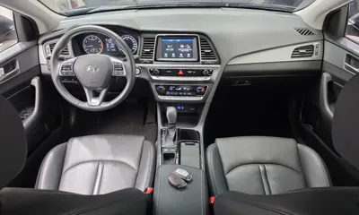 Hyundai Sonata 2018, 72399 км, за 8923.86 USD - фото 7