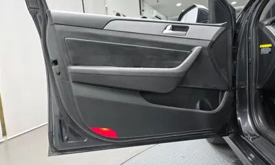 Hyundai Sonata 2018, 72399 км, за 8923.86 USD - фото 24