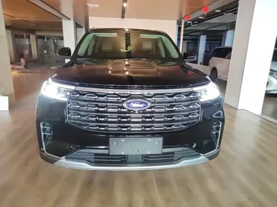 Ford Explorer 2022, 39400 км, за 29334.94 USD