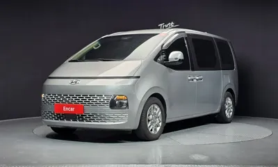 Hyundai Staria · 2022 год