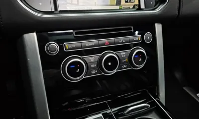 Land Rover Range Rover 2016, 119235 км, за 28145.67 USD - фото 17