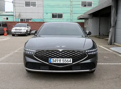 Genesis G90 2022, 89582 км, за 36431.67 USD