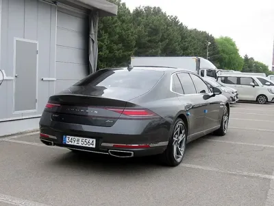 Genesis G90 2022, 89582 км, за 36431.67 USD
