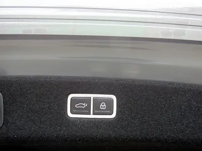 Genesis G90 2022, 89582 км, за 36431.67 USD