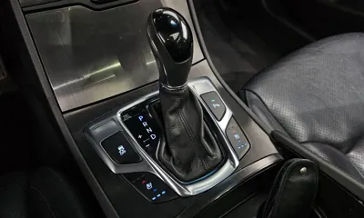 Hyundai Grandeur 2016, 163950 км, за 4916.63 USD - фото 9
