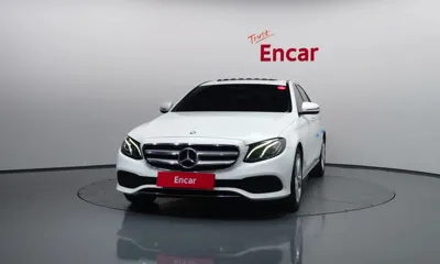 Mercedes-Benz E-Class 2017, 92617 км, за 12893.14 USD