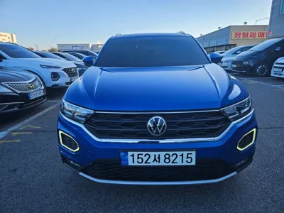 Volkswagen T-Roc 2021, 68212 км, за 13874.94 USD