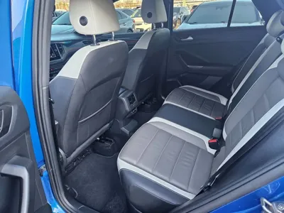 Volkswagen T-Roc 2021, 68212 км, за 13874.94 USD - фото 11