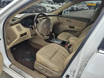 Hyundai Grandeur 2010, 164790 км, за 1885.2 USD - фото 6