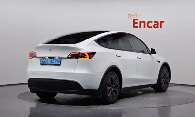 Tesla Model Y 2024, 41092 км, за 29253.06 USD