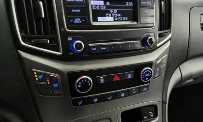 Hyundai Starex 2018, 61733 км, за 12283.23 USD - фото 17
