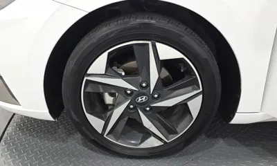 Hyundai Avante 2023, 82808 км, за 11063.35 USD