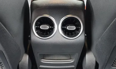 Mercedes-Benz GLB-Class 2021, 59582 км, за 22909.28 USD - фото 19
