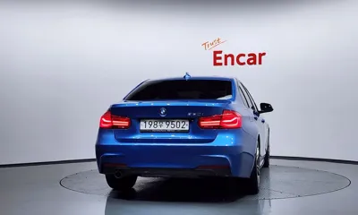 BMW 3-Series 2018, 92908 км, за 10744.28 USD