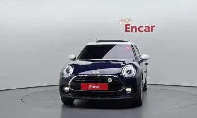 MINI Clubman 2018, 67048 км, за 7811.08 USD - фото 3
