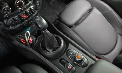 MINI Clubman 2018, 67048 км, за 7811.08 USD - фото 9