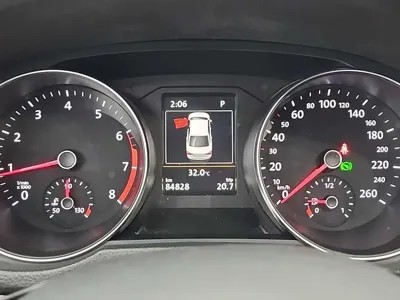 Volkswagen Passat 2018, 84822 км, за 7023.76 USD - фото 6