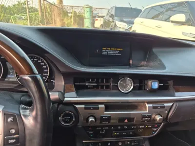 Lexus ES 2015, 126654 км, за 10699.75 USD - фото 12
