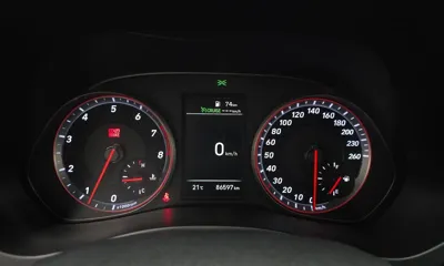 Hyundai Veloster 2018, 86597 км, за 8347.9 USD - фото 8