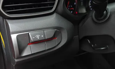Hyundai Veloster 2018, 86597 км, за 8347.9 USD - фото 18
