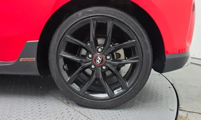 Hyundai Veloster 2018, 86597 км, за 8347.9 USD - фото 21