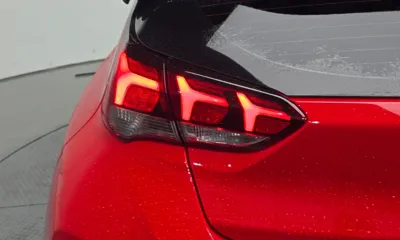 Hyundai Veloster 2018, 86597 км, за 8347.9 USD - фото 23