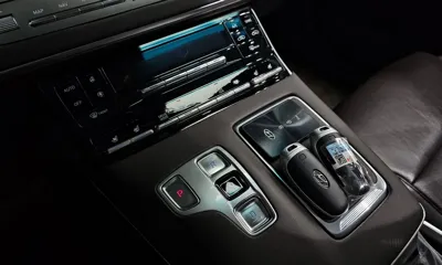 Hyundai Grandeur 2020, 62783 км, за 13538.15 USD - фото 9