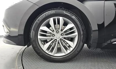 Hyundai Grandeur 2016, 139972 км, за 4529.34 USD