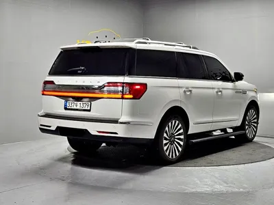 Lincoln Navigator 2021, 7066 км, за 45293.42 USD - фото 6