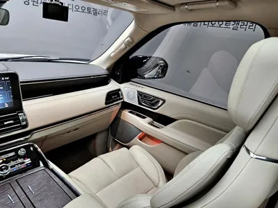 Lincoln Navigator 2021, 7066 км, за 45293.42 USD - фото 9