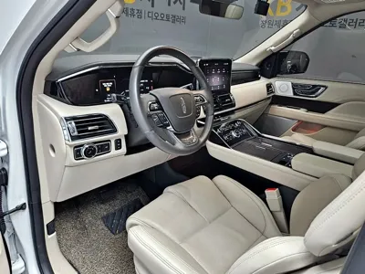 Lincoln Navigator 2021, 7066 км, за 45293.42 USD - фото 11