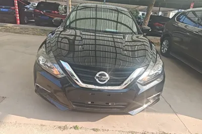 Nissan Teana 2016, 76100 км, за 9493 USD