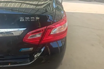 Nissan Teana 2016, 76100 км, за 9493 USD - фото 9