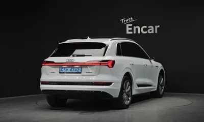 Audi e-tron 2023, 46317 км, за 41578.56 USD