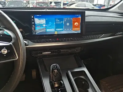 Roewe RX5 Max 2023, 41600 км, за 8563.7 USD - фото 13