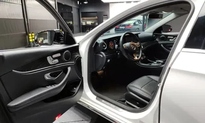 Mercedes-Benz E-Class 2018, 121097 км, за 10181.29 USD - фото 10