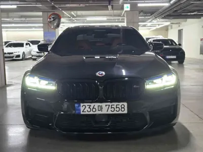 BMW M5 · 2023 год