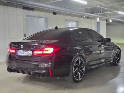 BMW M5 2023, 41000 км, за 78771.17 USD