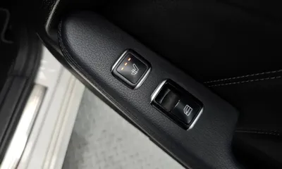 Mercedes-Benz E-Class 2016, 78377 км, за 9035.95 USD - фото 17
