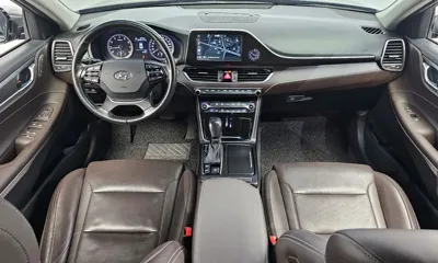Hyundai Grandeur 2019, 70798 км, за 11093.61 USD - фото 7