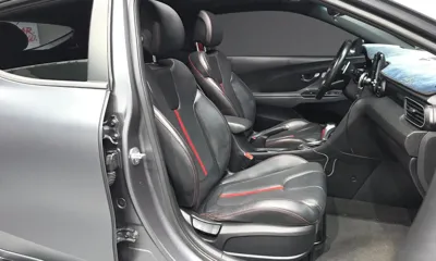 Hyundai Veloster 2019, 42706 км, за 7159.61 USD - фото 11