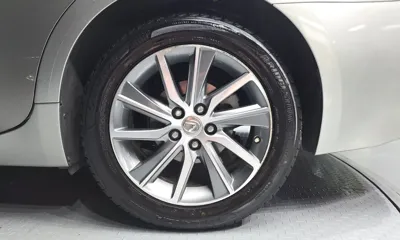 Lexus ES 2017, 86984 км, за 15635.19 USD